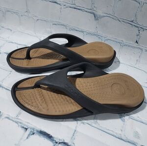 Crocs Athens Thong Sandals Flip Flops Shoes Toe Post Women’s Size 6 Brown FAIR